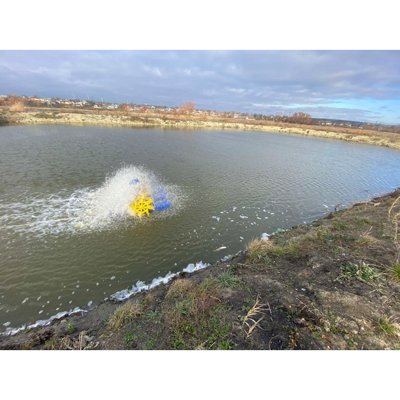 fotoКолесный 4-х лопастный аэратор для водоема HT-Y-1.5 220V 1.5kW KUBBER, изображение 4фото